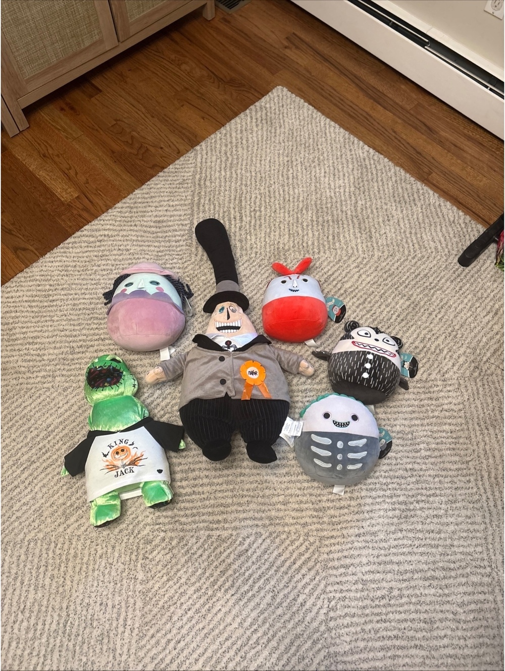 Lot of 6- The Nightmare before Christmas -read description
